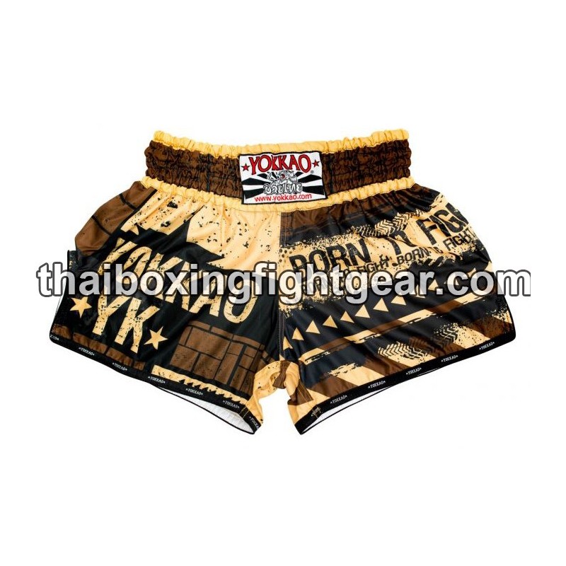 Pantalón Corto de Boxeo Yokkao Tailandés Carbon Fit Hustle Oro | Yakkao 2020 Exclusive Promotions